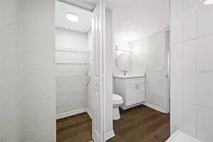 5870 56th Ave N, Kenneth City, FL 33709 - Photo 15