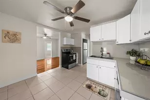 4053 41st Ave N, Saint Petersburg, FL 33714 - Photo 11