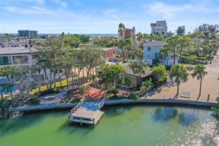 11921 Lagoon Ln, Treasure Island, FL 33706 - Photo 3