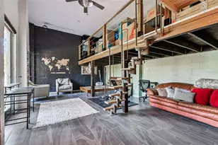 1602 Seabreeze Dr, Tarpon Springs, FL 34689 - Photo 33