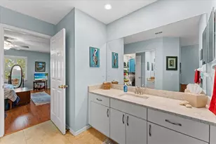 14460 Marina Way, Seminole, FL 33776 - Photo 33