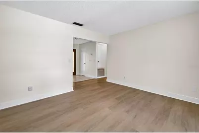 11009 Cinderlane Place, Temple Terrace, FL 33617 - Photo 17