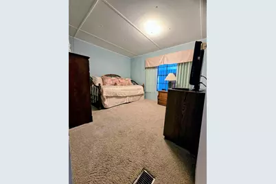 6307 Wealthy Lane, Zephyrhills, FL 33542 - Photo 25