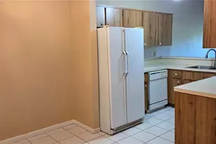 11201 122nd Ave, Largo, FL 33778 - Photo 15