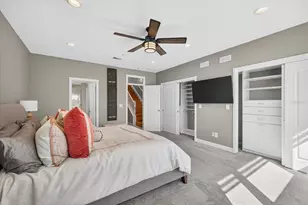 125 Brightwater Dr, Clearwater Beach, FL 33767 - Photo 33