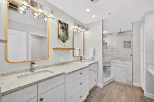 125 Brightwater Dr, Clearwater Beach, FL 33767 - Photo 37