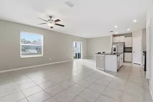 675 Argyll Dr, Spring Hill, FL 34609 - Photo 9