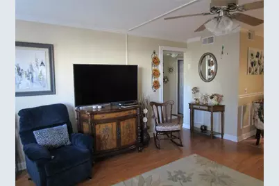 5850 18th Street N #8, Saint Petersburg, FL 33714 - Photo 5