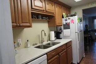 5850 18th St N, Saint Petersburg, FL 33714 - Photo 9