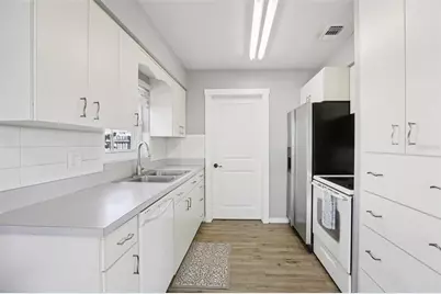 8788 56th Way N, Pinellas Park, FL 33782 - Photo 7