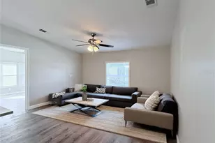 5316 Ixora St, Zephyrhills, FL 33541 - Photo 3