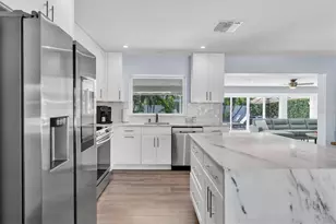 104 24th St, Belleair Beach, FL 33786 - Photo 11