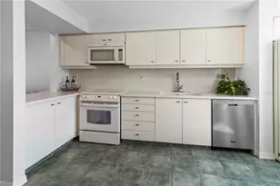 829 Bayport Wy, Longboat Key, FL 34228 - Photo 9