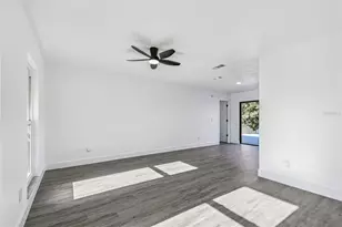 10609 Out Island Dr, Tampa, FL 33615 - Photo 11