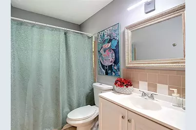 137 SE Jefferson Circle N, Saint Petersburg, FL 33703 - Photo 21