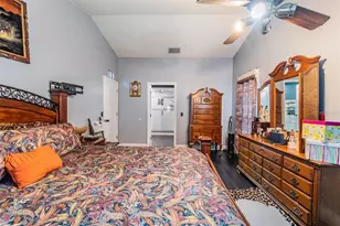 1612 Carter Oaks Dr, Valrico, FL 33596 - Photo 25