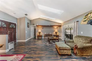 1612 Carter Oaks Dr, Valrico, FL 33596 - Photo 9