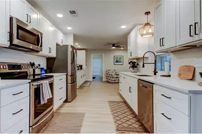 2652 Concorde Court, Clearwater, FL 33761 - Photo 3