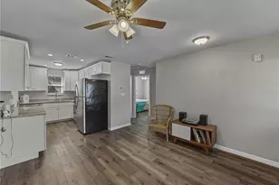 37150 Belford Ct, Zephyrhills, FL 33541 - Photo 11