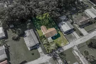 37150 Belford Ct, Zephyrhills, FL 33541 - Photo 3