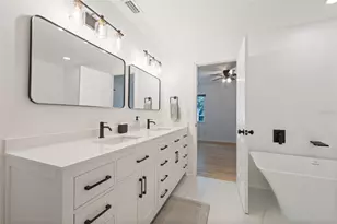 1325 Abbey Crescent Ln, Clearwater, FL 33759 - Photo 25