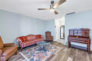 4115 34th Way S, Saint Petersburg, FL 33711 - Photo 3