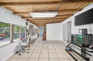 2839 19th St W, Bradenton, FL 34205 - Photo 25