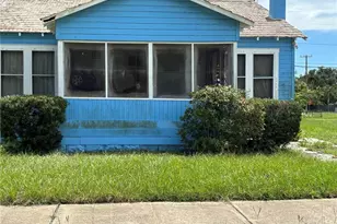 2456 25th Ave S, Saint Petersburg, FL 33712 - Photo 1