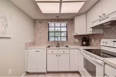 12900 Vonn Road #C202, Largo, FL 33774 - Photo 7