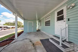 11 Palm Forest Dr, Largo, FL 33770 - Photo 23
