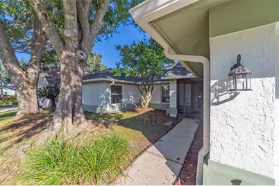 9430 Pebble Glen Avenue, Tampa, FL 33647 - Photo 5