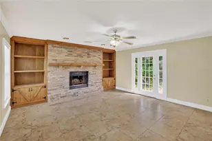 3605 W Flora St, Tampa, FL 33614 - Photo 19