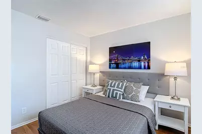 220 SE Jefferson Circle N, Saint Petersburg, FL 33703 - Photo 23