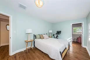 1735 23rd Ave N, Saint Petersburg, FL 33713 - Photo 15