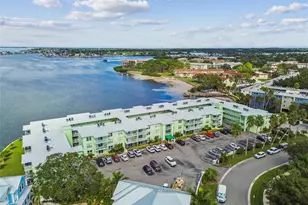 464 N Paula Dr, Dunedin, FL 34698 - Photo 77