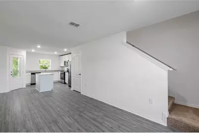 464 Bay Leaf Drive, Poinciana, FL 34759 - Photo 9