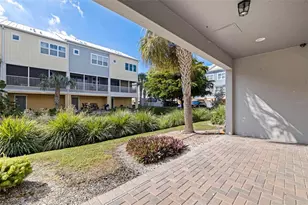 3222 Moorings Dr S, Saint Petersburg, FL 33712 - Photo 29