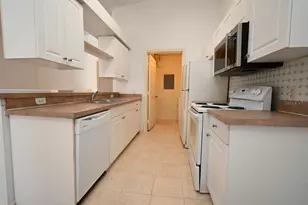 36113 Deer Creek Dr, Zephyrhills, FL 33541 - Photo 11