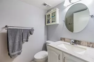 2700 Cove Cay Dr, Clearwater, FL 33760 - Photo 25