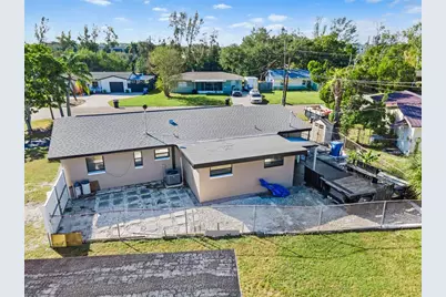 429 55th Avenue NE, Saint Petersburg, FL 33703 - Photo 27