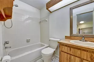 558 Capistrano Ct, Largo, FL 33771 - Photo 5