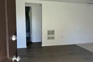 8129 Cass Rd, Zephyrhills, FL 33540 - Photo 5