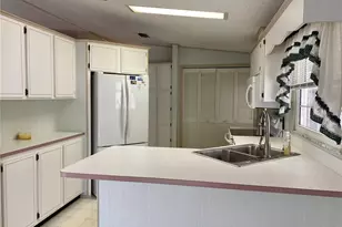 14517 Rialto Ave, Brooksville, FL 34613 - Photo 23