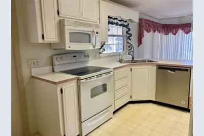 14517 Rialto Avenue, Brooksville, FL 34613 - Photo 21