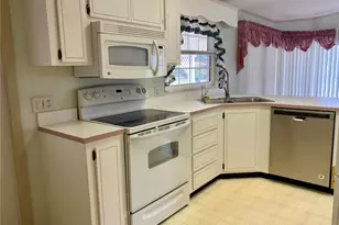 14517 Rialto Ave, Brooksville, FL 34613 - Photo 21