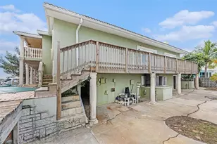 5903 Bimini Way N, Saint Pete Beach, FL 33706 - Photo 5