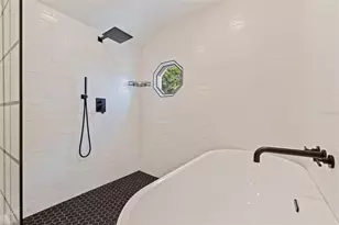 100 82nd Ave N, Saint Petersburg, FL 33702 - Photo 41