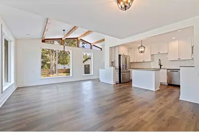 100 82nd Avenue N, Saint Petersburg, FL 33702 - Photo 9