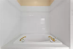 11710 N Armenia Ave, Tampa, FL 33612 - Photo 57