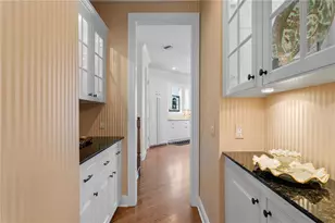 11710 N Armenia Ave, Tampa, FL 33612 - Photo 23